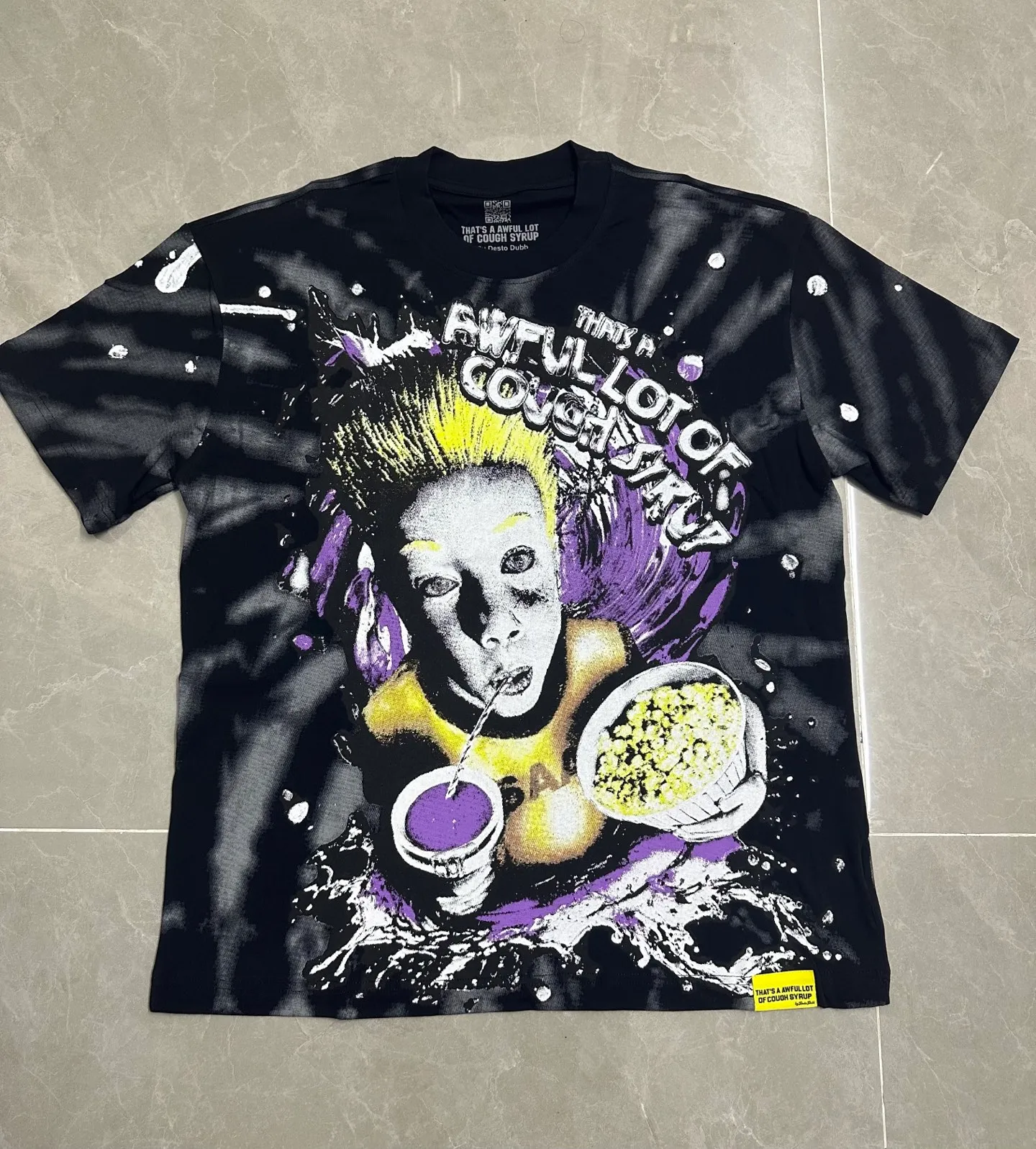 #Black I THAT'S A AWFUL LOT OF COUGH SYRUP In Stock Real shot American simple trendy brand loose casual T-shirt Fabric (fabric): 32 counts Weight combed double yarn pure cotton Sizes (size): S-M L X L Color (colour): Black 👉